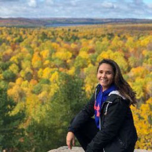 Meet your Posher, Juliana